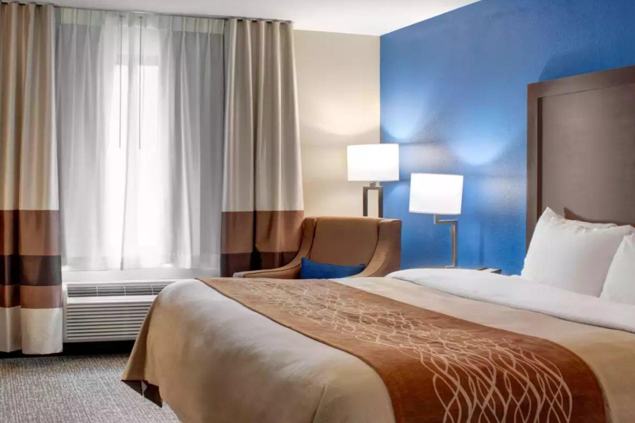 Comfort Inn & Suites Caldwell Exteriör bild