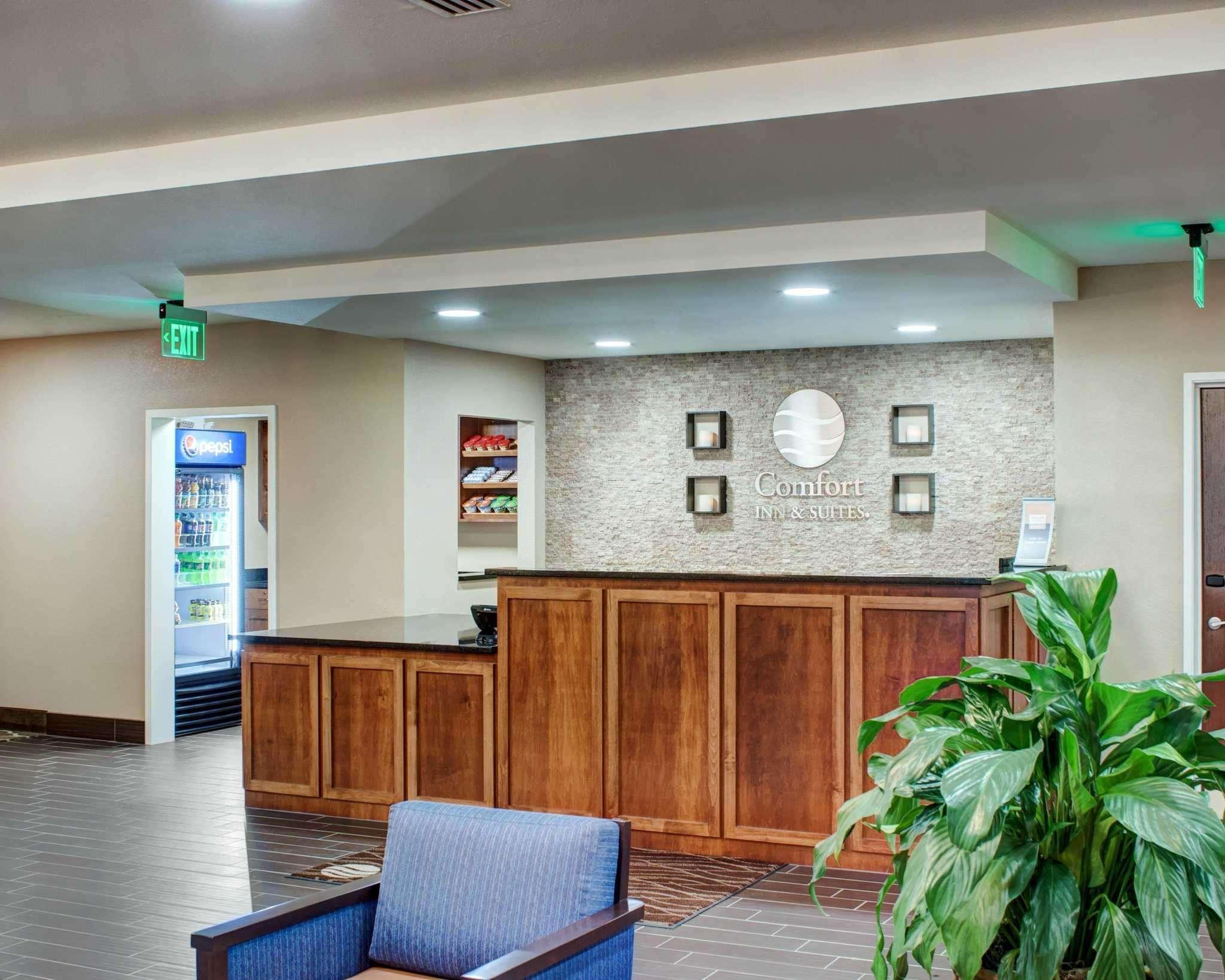 Comfort Inn & Suites Caldwell Exteriör bild